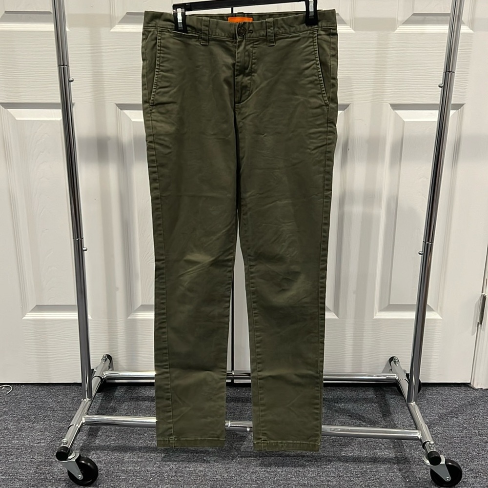 JOE FRESH, super slim men’s pants sz 32/32, Olive color
